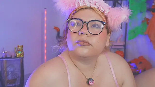 Snapshot of Samanta_cutee chatting on October 21, 9:43 am Samanta cutee online show from October 21, 9:43 am