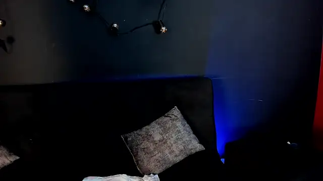 Snapshot of Charlotte__Brown_ chatting on February 17, 1:42 pm Charlotte Brown online show from February 17, 1:42 pm