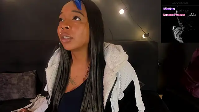Snapshot of Charlotte__Brown_ chatting on September 11, 1:00 pm Charlotte Brown online show from September 11, 1:00 pm