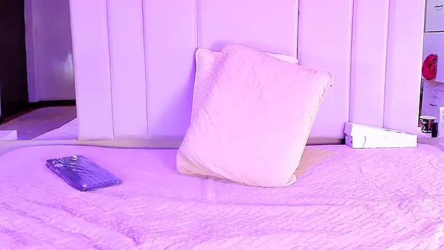 Snapshot of ElizabethAdams_ chatting on November 14, 5:39 am ElizabethAdams online show from November 14, 5:39 am