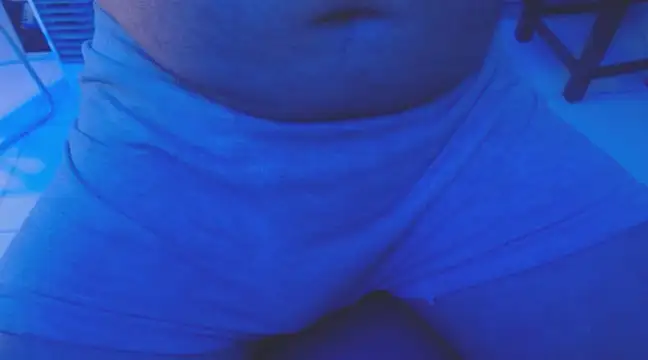 Snapshot of VideoArtist chatting on January 30, 1:44 am VideoArtist online show from January 30, 1:44 am