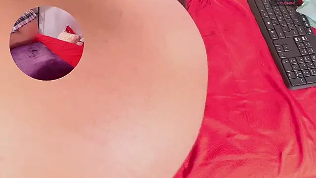 Snapshot of Kismett_aziz chatting on February 14, 4:37 am Kismett aziz online show from February 14, 4:37 am