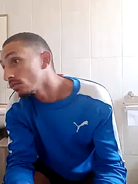 Snapshot of stiflercumsforyou chatting on October 28, 11:47 am stiflercumsforyou online show from October 28, 11:47 am