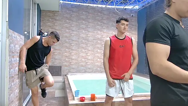 Snapshot of Boysgang_sex chatting on September 9, 11:43 am Boysgang sex online show from September 9, 11:43 am