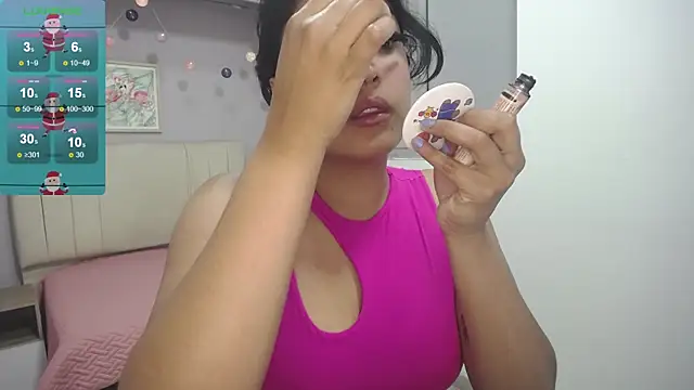 Snapshot of ema_saenz chatting on December 16, 7:10 pm ema saenz online show from December 16, 7:10 pm