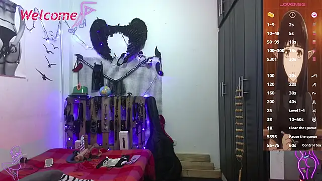 Snapshot of _Hanna_white_ chatting on November 8, 3:29 am Hanna white online show from November 8, 3:29 am