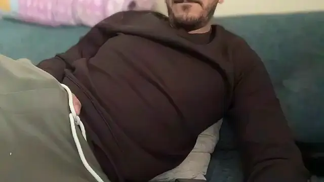 Snapshot of Mooka69 chatting on January 18, 1:26 pm Mooka69 online show from January 18, 1:26 pm