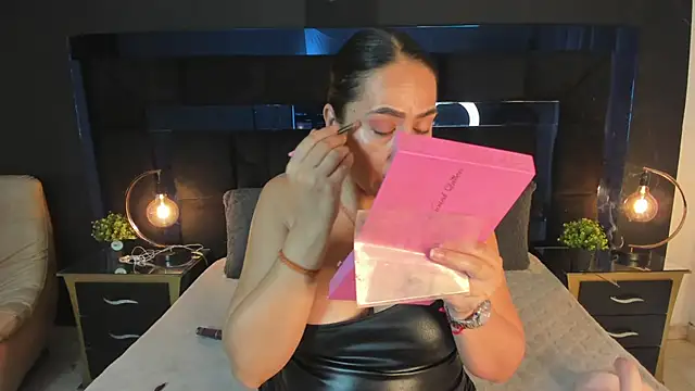 MayraVegas online show from February 15, 1:38 pm