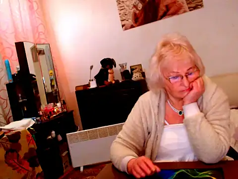 Natali7634 online show from February 21, 12:17 pm