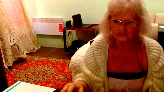 Natali7634 online show from November 1, 6:15 am