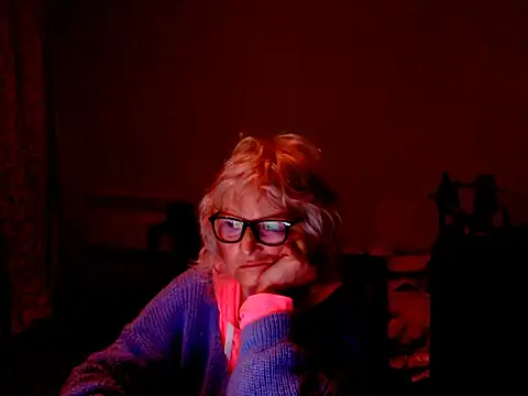 Natali7634 online show from April 25, 12:24 am