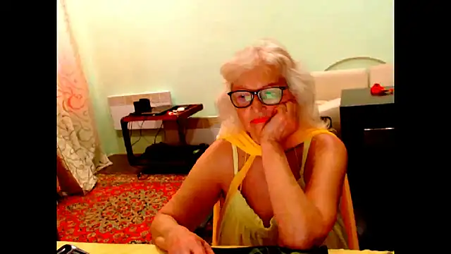 Natali7634 online show from June 4, 5:35 am