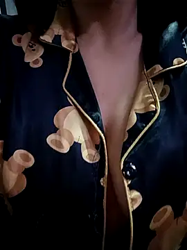 tiffani  love online show from February 23, 11:18 am