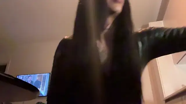 Snapshot of babybriexxx chatting on October 20, 10:21 pm babybriexxx online show from October 20, 10:21 pm