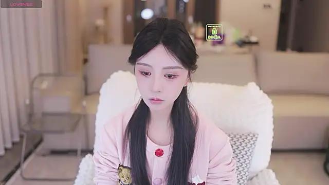 Snapshot of JayPope chatting on November 11, 1:11 pm JayPope online show from November 11, 1:11 pm