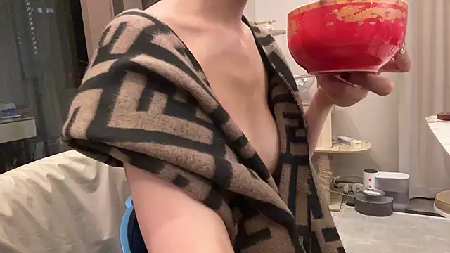 Snapshot of JayPope chatting on November 12, 8:19 pm JayPope online show from November 12, 8:19 pm