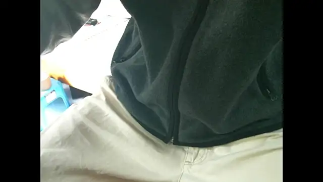 triangle0623 online show from December 16, 3:44 am