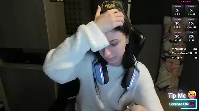  Nika Kik online show from January 25, 1:43 am