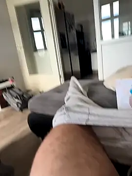 BuurningBoy online show from September 22, 3:47 pm