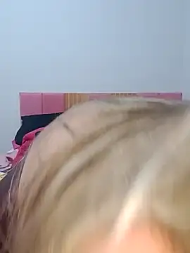 titiasexy online show from December 19, 10:39 pm