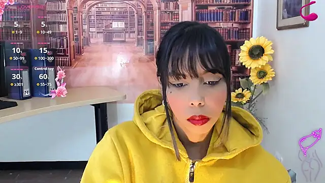 Snapshot of Catalella_Ar chatting on October 19, 3:18 am Catalella Ar online show from October 19, 3:18 am