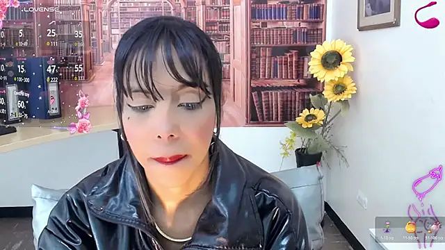 Snapshot of Catalella_Ar chatting on October 29, 3:09 am Catalella Ar online show from October 29, 3:09 am