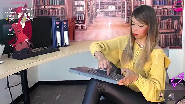 Snapshot of Catalella_Ar chatting on November 25, 3:28 am Catalella Ar online show from November 25, 3:28 am