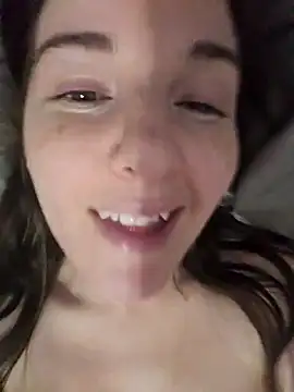 oxitocindi online show from December 12, 8:21 pm