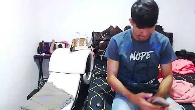 Candy-love87 online show from January 8, 2:46 pm