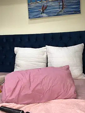 Nicole Liam  online show from September 13, 7:35 pm