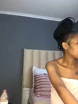 Nicole Liam  online show from October 12, 10:58 am