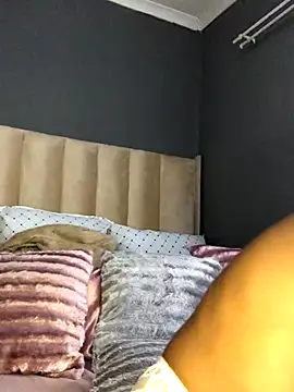 Nicole Liam  online show from October 19, 1:34 pm