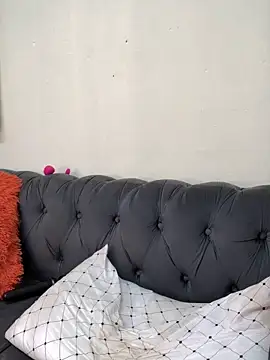 Nicole Liam  online show from December 15, 4:39 am