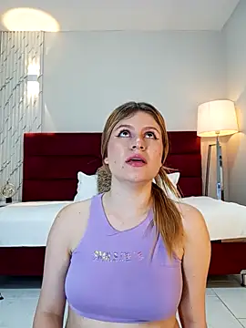 Snapshot of Emmaa_Blonde chatting on September 28, 10:42 am Emmaa Blonde online show from September 28, 10:42 am