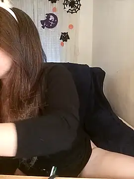 Snapshot of Kimiechanuwu chatting on October 28, 4:31 pm Kimiechanuwu online show from October 28, 4:31 pm