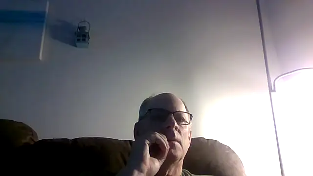 Snapshot of pjkrun66 chatting on November 27, 1:13 pm pjkrun66 online show from November 27, 1:13 pm