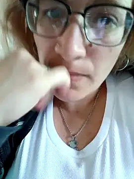 Snapshot of rusher27 chatting on November 8, 5:23 pm rusher27 online show from November 8, 5:23 pm