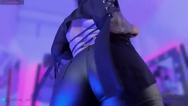 Snapshot of Tellme_Alexa chatting on February 18, 2:27 pm Tellme Alexa online show from February 18, 2:27 pm