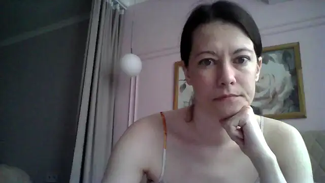 SunElizabeth online show from March 18, 3:42 am
