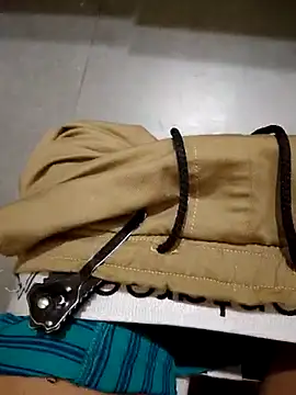 008Alexan online show from January 7, 6:24 pm