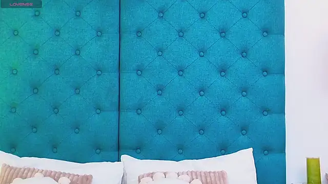 LunaWills  online show from November 26, 5:41 am