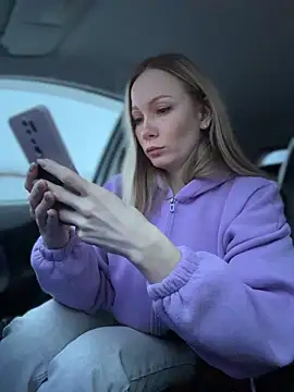 LavenderHot online show from December 20, 2:40 am