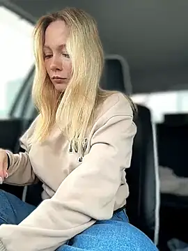 LavenderHot online show from April 20, 1:52 am