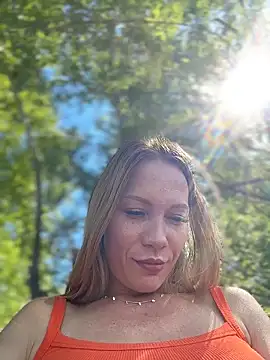 LavenderHot online show from June 5, 6:52 am
