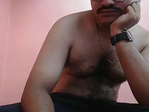 naughtymike0007 online show from April 12, 3:33 am