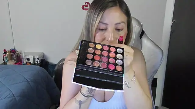 Andreina Suann online show from March 8, 10:54 am