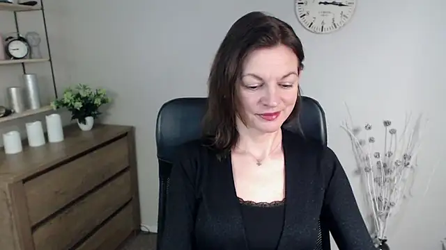 VivianWILD online show from January 9, 6:48 am