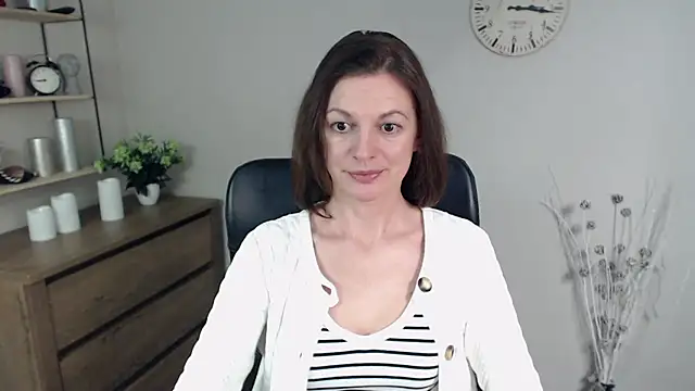 VivianWILD online show from January 17, 3:53 pm