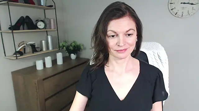 VivianWILD online show from January 27, 5:04 pm