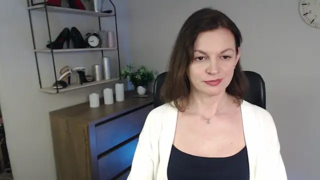 VivianWILD online show from February 14, 2:12 pm